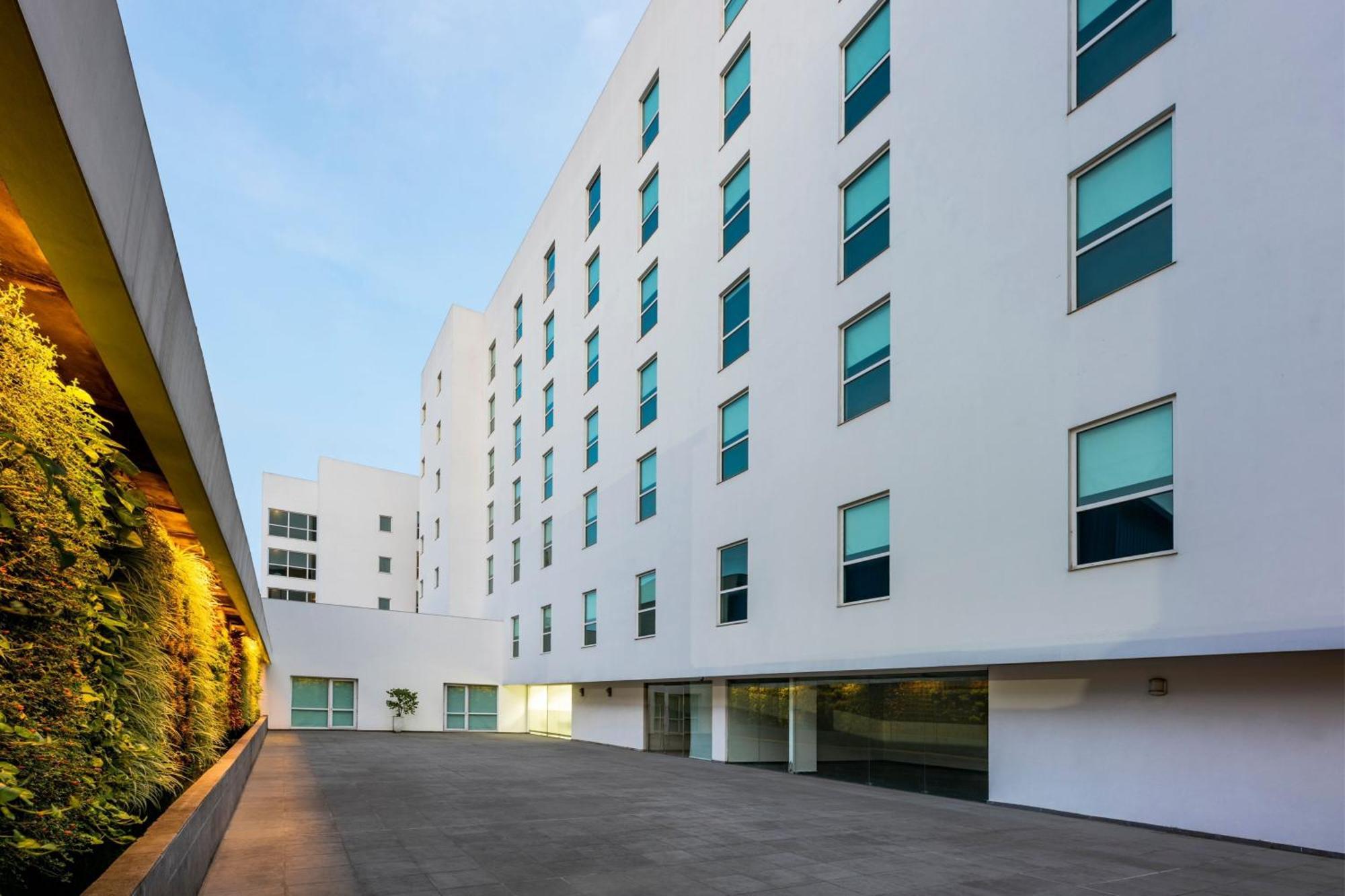 City Express Plus By Marriott Cali Colombia Εξωτερικό φωτογραφία